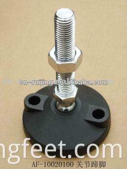 Plastic conveyor leveling feet